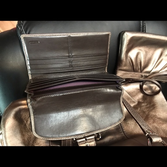 SOLD!    Coach purse, wallet & wristlet bundle! - Picture 5 of 8